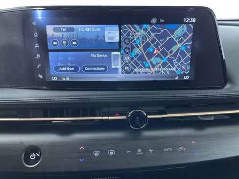 Certified 2023 Nissan Ariya AWD image 18