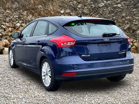 Used 2016 Ford Focus Titanium image 11