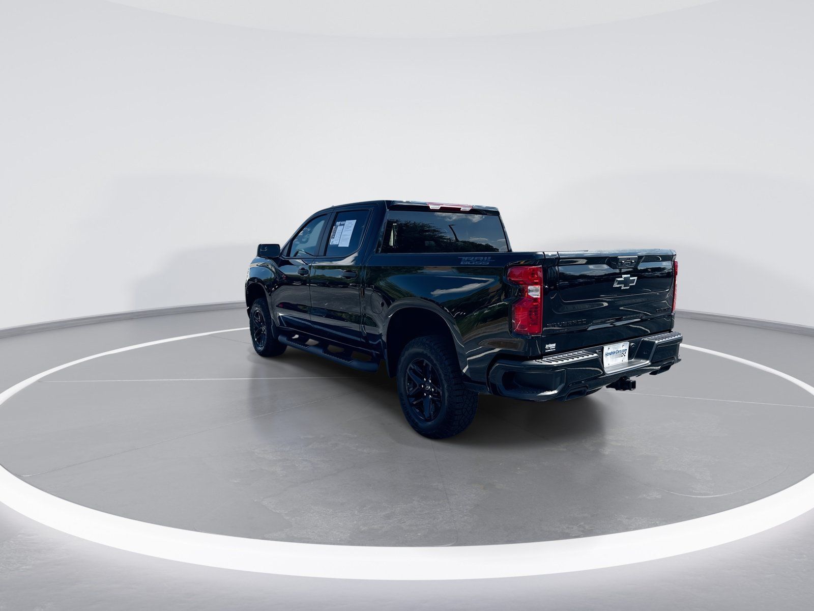 Used 2026 Chevrolet Silverado 1500 Custom Trail Boss w/ Midnight Edition AWD/4WD image 7
