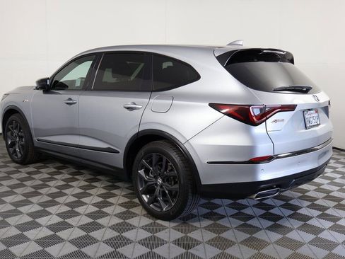 Used 2022 Acura MDX A-Spec image 6