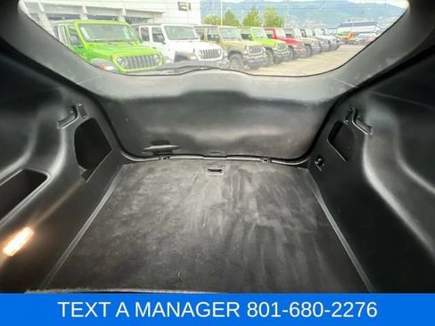 Used 2023 Ford Edge ST-Line w/ Class II Trailer Tow Package AWD/4WD image 33