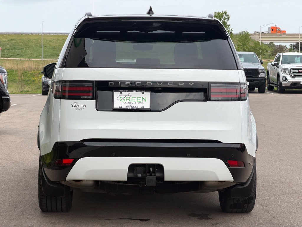 Used 2024 Land Rover Discovery Dynamic SE AWD/4WD image 9