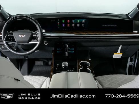 Used 2026 Cadillac Escalade ESV Platinum Sport w/ LPO, ONYX Package AWD/4WD image 18