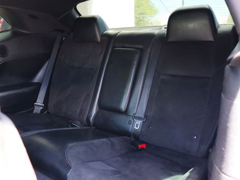Used 2019 Dodge Challenger R/T Scat Pack w/ Plus Package RWD image 33