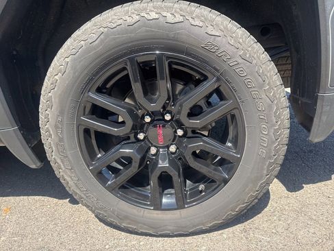 Used 2020 GMC Sierra 1500 Elevation w/ Elevation Value Package AWD/4WD image 16