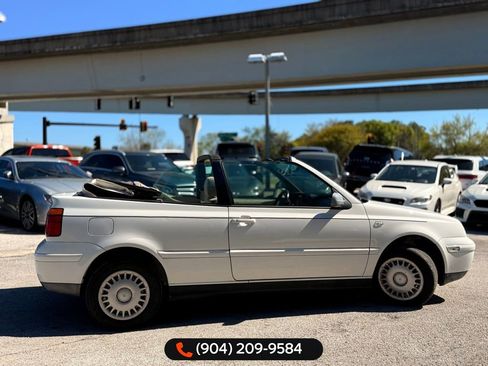 Used 2001 Volkswagen Cabrio GL image 7