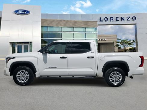 Used 2022 Toyota Tundra SR5 image 8