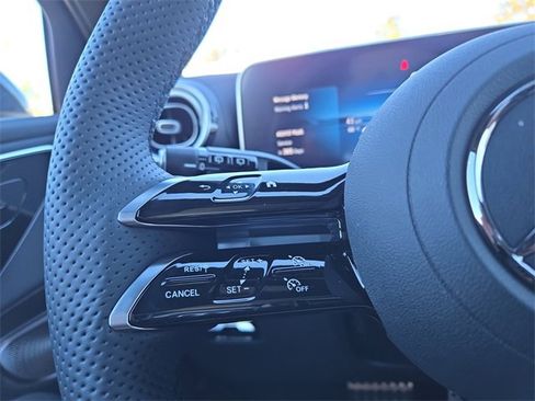 New 2026 Mercedes-Benz GLC 300 4MATIC image 19