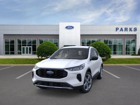 New 2026 Ford Escape ST-Line w/ Tech Pack #1 FWD image 2