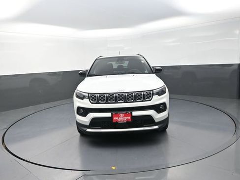 Used 2024 Jeep Compass Limited AWD/4WD image 34