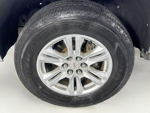 Used 2020 GMC Canyon SLE image 37