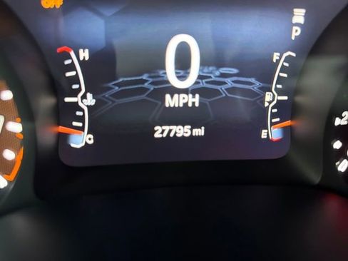 Used 2022 Jeep Compass Limited image 17