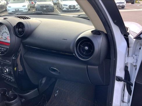Used 2014 MINI Cooper Countryman S FWD image 15