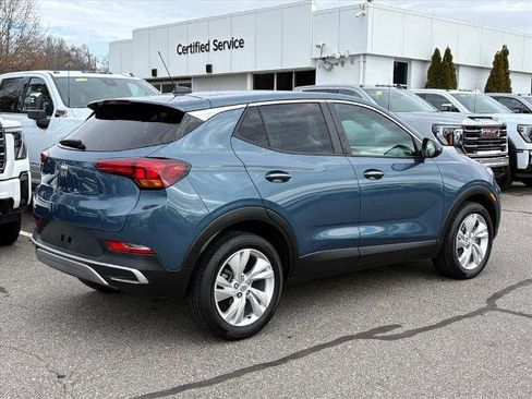 Certified 2024 Buick Encore GX Preferred image 2