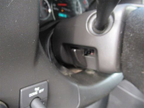 Used 2016 Chevrolet Express 3500 image 28