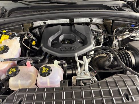 Used 2022 Jeep Grand Cherokee Overland w/ Advanced Protech Group III image 37