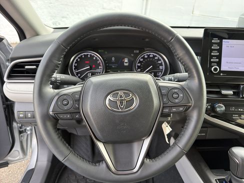 Used 2024 Toyota Camry SE w/ Cold Weather Package AWD/4WD image 20
