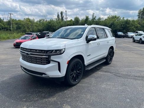 Used 2023 Chevrolet Tahoe Premier w/ Premium Package 2 AWD/4WD image 3