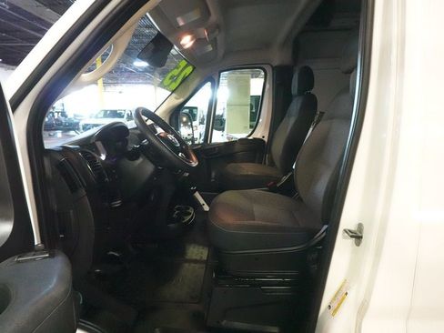 Used 2025 RAM ProMaster 2500 w/ Convenience Group FWD image 20