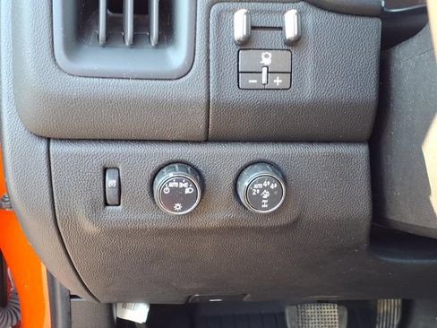 Used 2019 Chevrolet Colorado ZR2 w/ LPO, Power Package AWD/4WD image 17