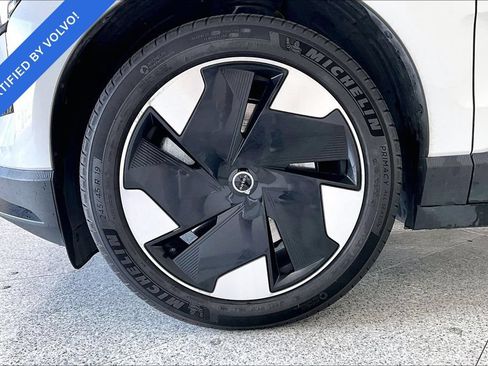 Certified 2025 Volvo EX30 Plus w/ Protection Package Premier AWD/4WD image 10