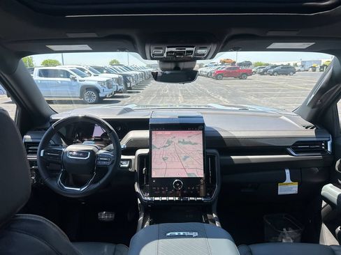 New 2026 GMC Yukon Denali Ultimate AWD/4WD image 32
