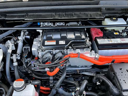 Used 2023 Lexus RZ 450e Premium w/ Technology Package image 31