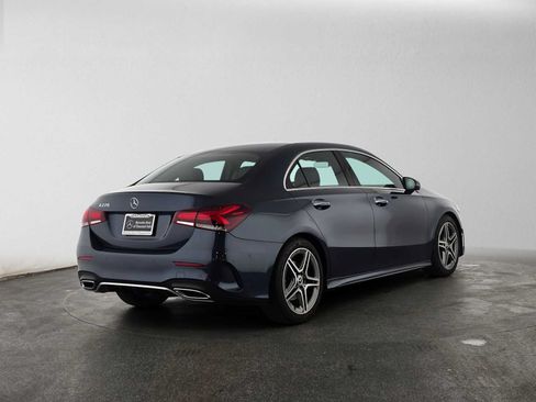 Used 2019 Mercedes-Benz A 220 image 3