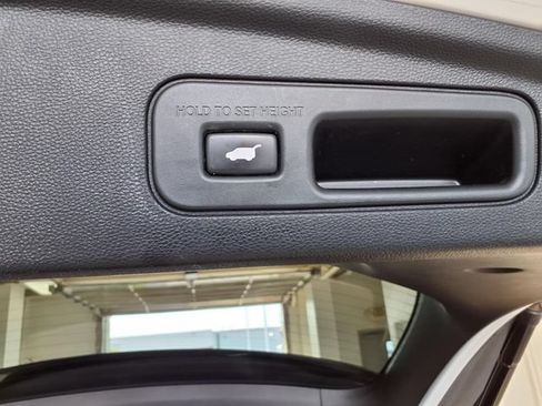 Used 2022 Acura MDX w/ Technology Package FWD image 25
