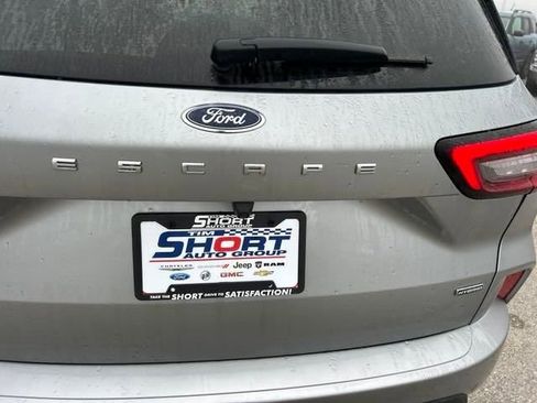 Used 2024 Ford Escape ST-Line w/ Equipment Group 301A FWD image 5