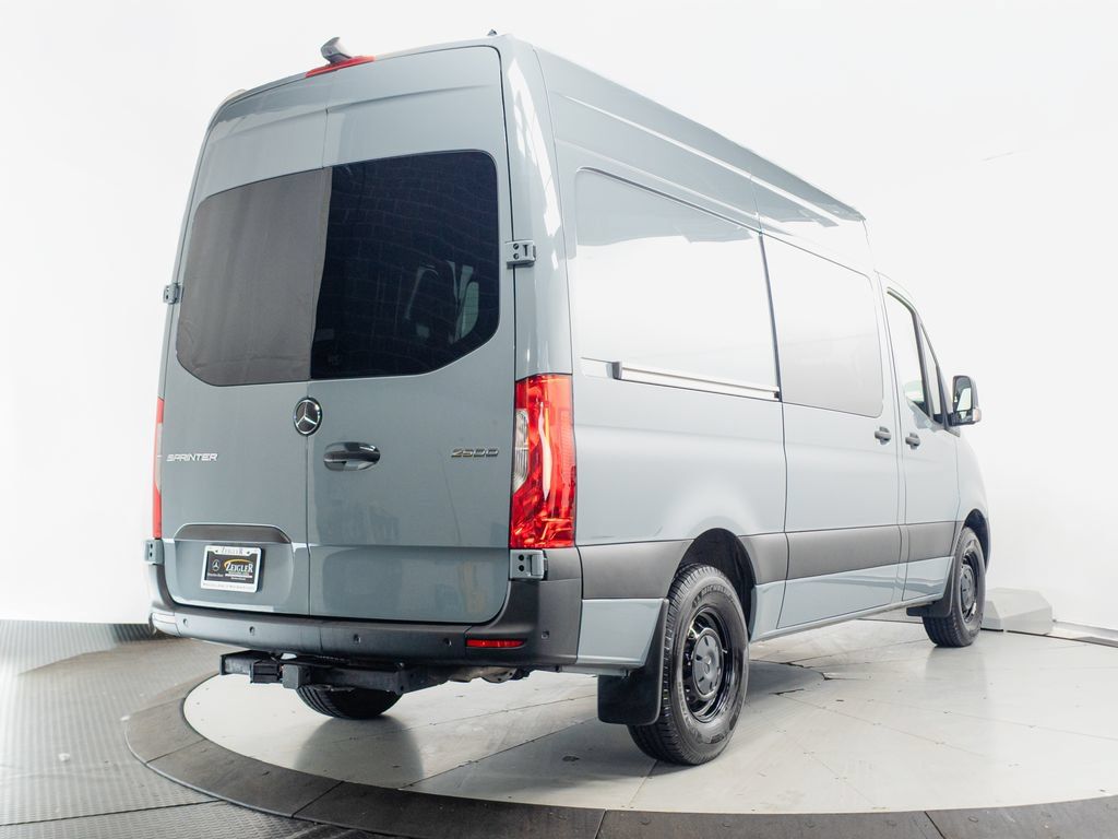Used 2025 Mercedes-Benz Sprinter 2500 image 28