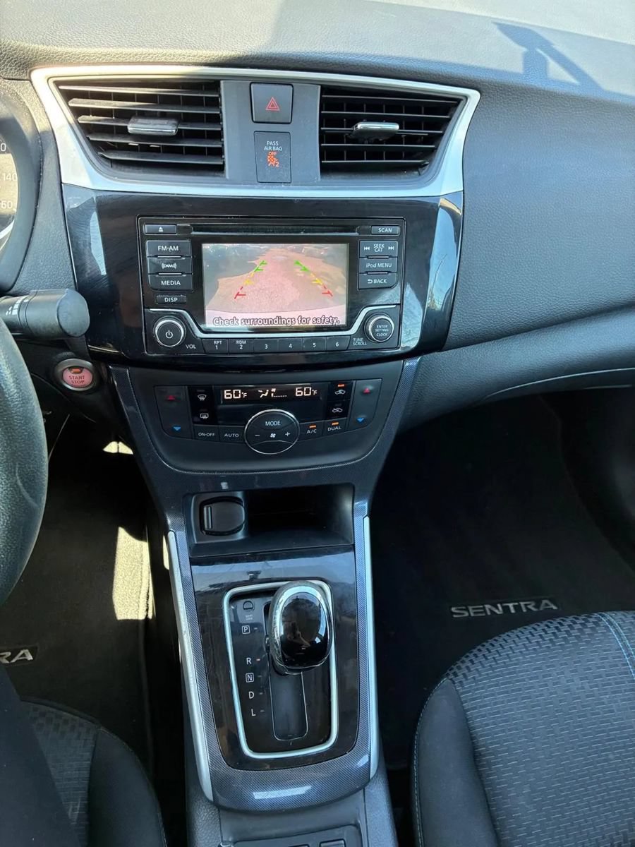 Used 2018 Nissan Sentra SR FWD image 16
