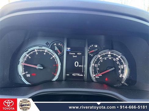 Certified 2023 Toyota 4Runner TRD Off-Road image 20