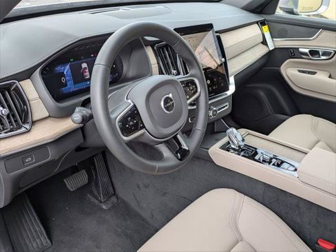 New 2026 Volvo XC90 B5 Plus w/ Protection Package AWD/4WD image 7