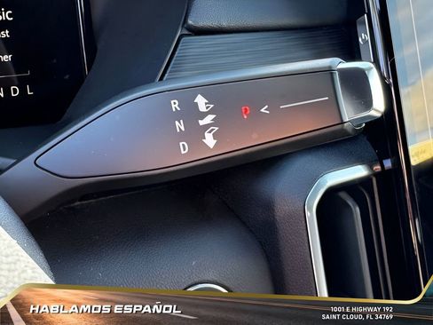 Certified 2025 GMC Acadia Elevation image 18