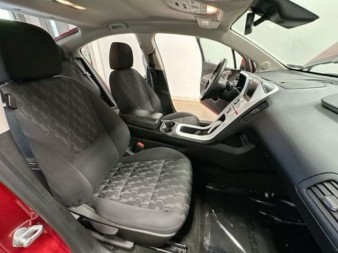 Used 2013 Chevrolet Volt w/ Enhanced Safety Package 2 FWD image 22