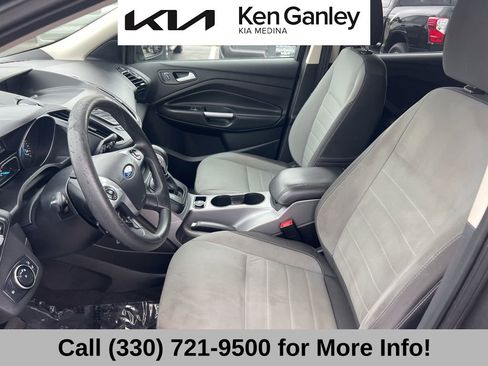 Used 2016 Ford Escape SE image 40