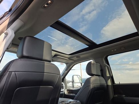 Used 2025 Ford F450 Lariat w/ Lariat Ultimate Package image 13