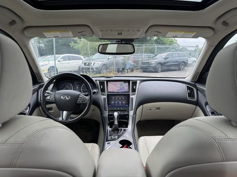 Used 2016 INFINITI Q50 3.0t Premium w/ Driver Assistance Package RWD image 25