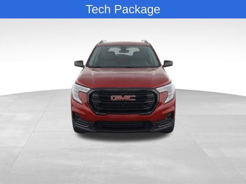 Used 2023 GMC Terrain SLT w/ Infotainment Package II image 5