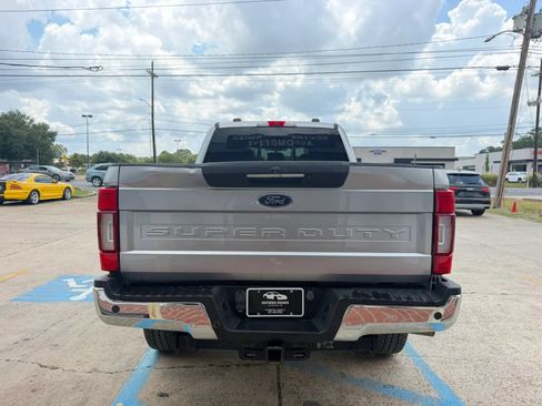 Used 2020 Ford F250 Lariat w/ Lariat Ultimate Package AWD/4WD image 6
