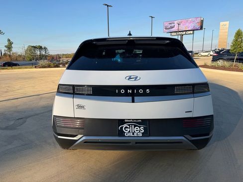 Used 2023 Hyundai Ioniq 5 SEL w/ Cargo Package image 4