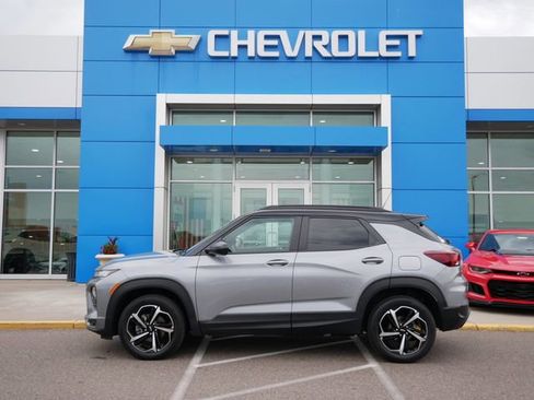 Used 2023 Chevrolet TrailBlazer RS w/ Convenience Package AWD/4WD image 4