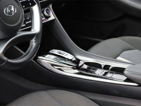 Used 2021 Hyundai Sonata SEL w/ Convenience Package image 12