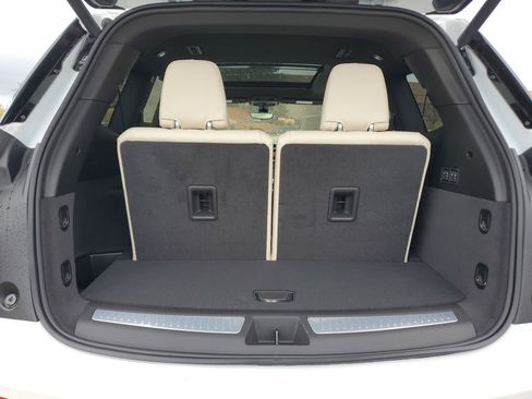 New 2025 Cadillac XT6 Sport w/ Technology Package image 63