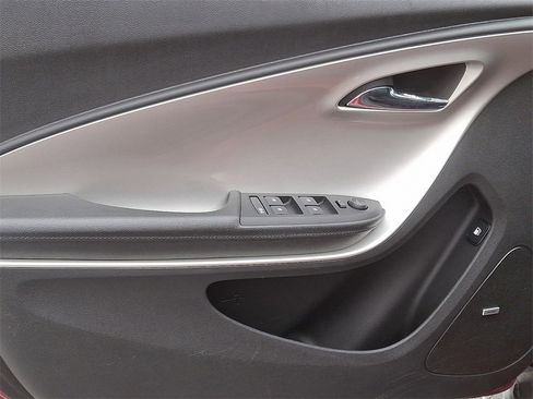 Used 2015 Chevrolet Volt Premium w/ Premium Trim Package image 12