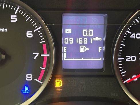 Used 2015 Subaru Crosstrek 2.0i AWD/4WD image 31