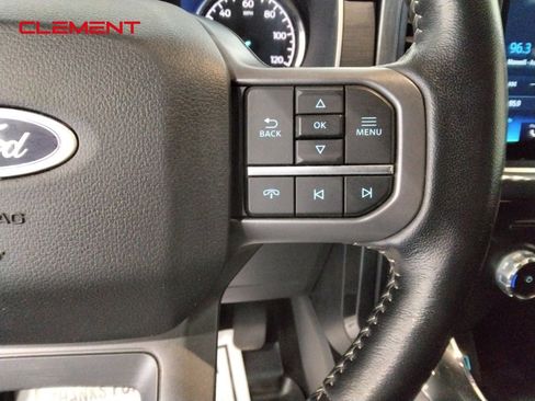 Used 2022 Ford F150 XLT w/ Equipment Group 302A High image 11