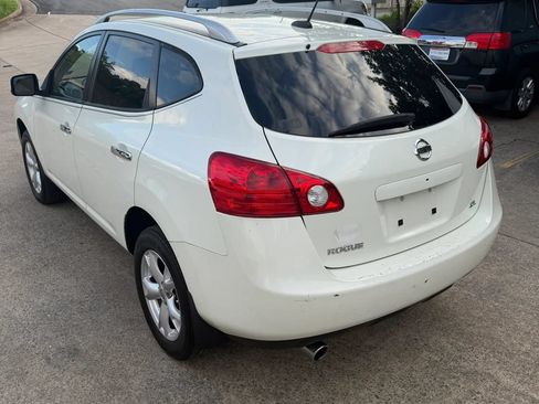Used 2010 Nissan Rogue SL w/ Leather Pkg FWD image 3
