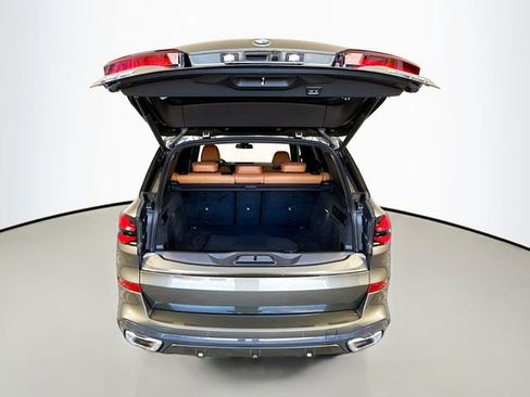 Used 2024 BMW X5 sDrive40i w/ M Sport Package image 27